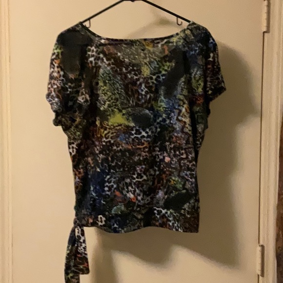 COPY - Almost famous blouse size large - Picture 2 of 3